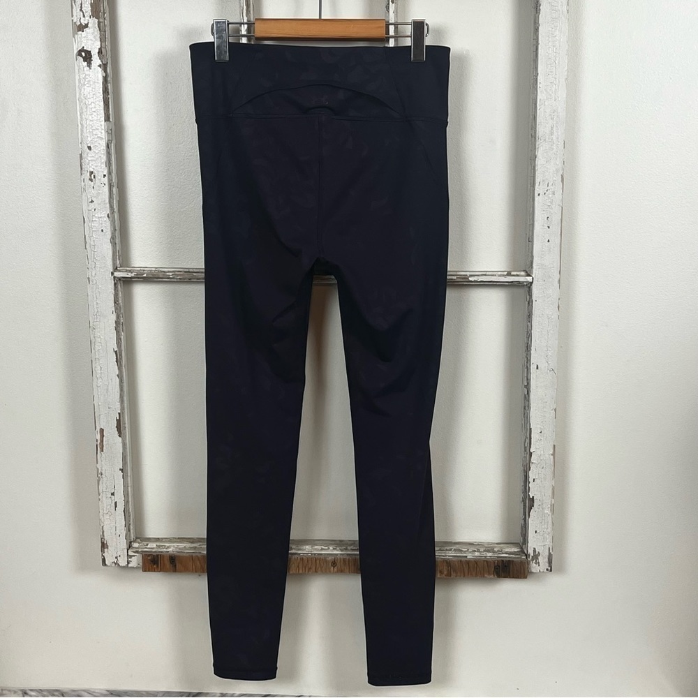 Under armour workout leggings purple size large women
